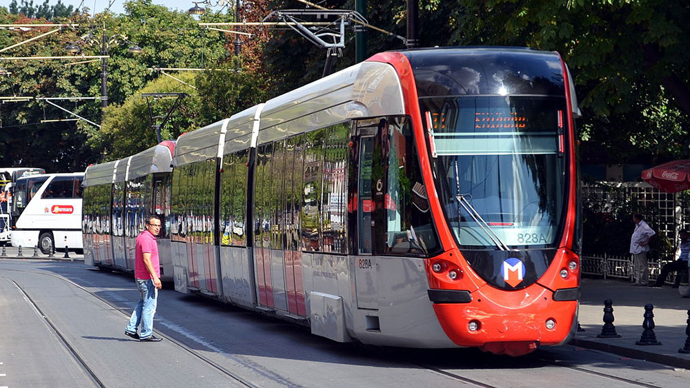 Kabataş-Bağcılar tramvayını kullanacaklar dikkat!