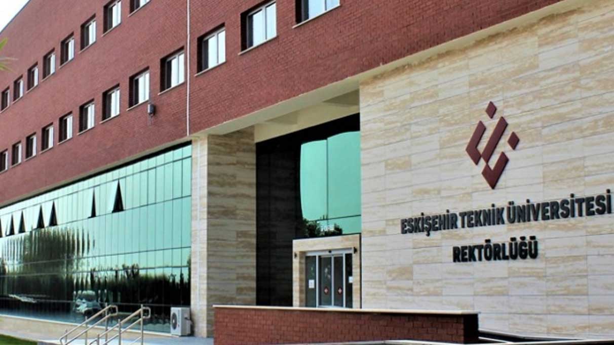 Eskişehir Teknik Üniversitesi 22 Sözleşmeli Personel alıyor