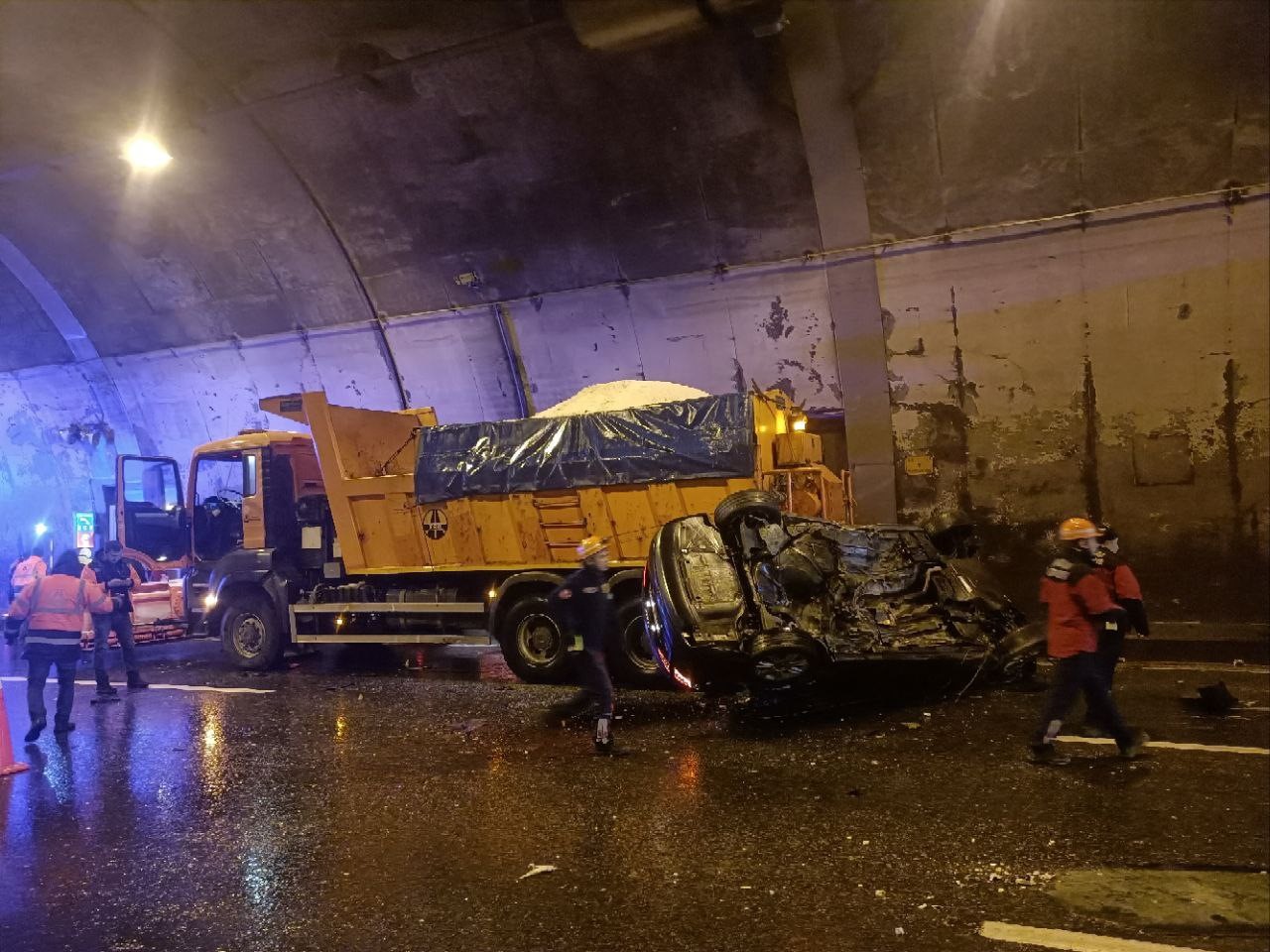 Bolu Dağı Tüneli'nde zincirleme kaza: Ölü ve yaralılar var!