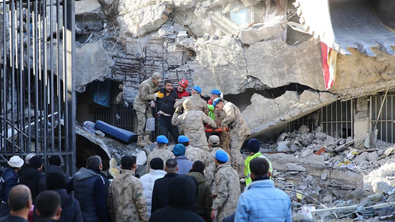 Bu yöntem depremde hayat kurtarıyor! Hayat koridoru nedir? Deprem için hayat koridoru nasıl oluşturulur?