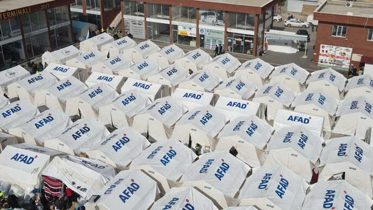 Gaziantep'te 80 bin kişilik çadır ve konteyner kentler