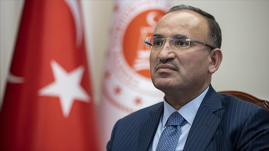 Bakan Bozdağ: Yağma suçlarında gözaltı süresi 4 gün olacak!