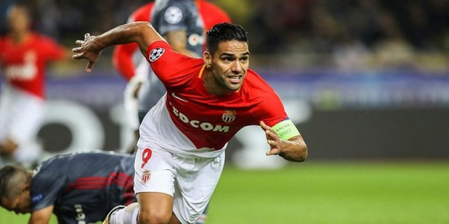 Galatasaray’da Falcao son gelişmesi!