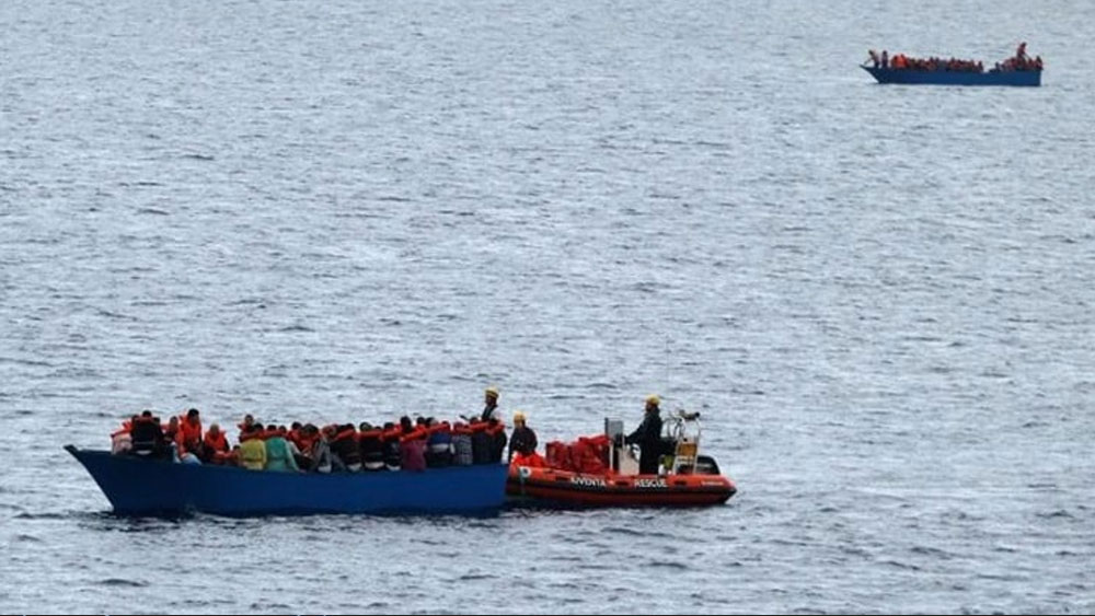 Madagaskar’da sığınmacıları taşıyan tekne battı: Kayıplar aranıyor