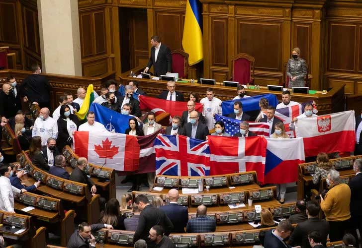 Ukrayna'da Rusya ile ilgili isim ve sembollerin kullanımı yasaklandı