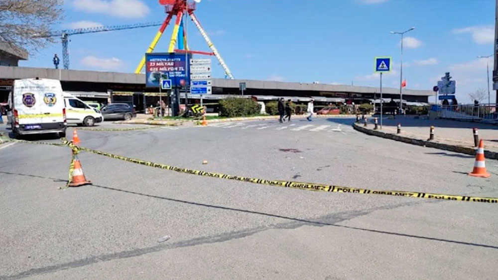 Bakırköy Adliyesi önünde silahlı saldırı!