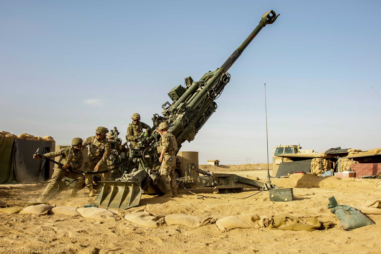 ABD üslerine roketli saldırı