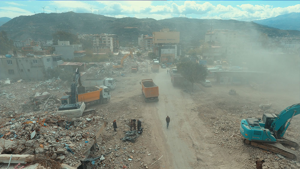 Samandağ'da enkaz kaldırma çalışmaları havadan görüntülendi