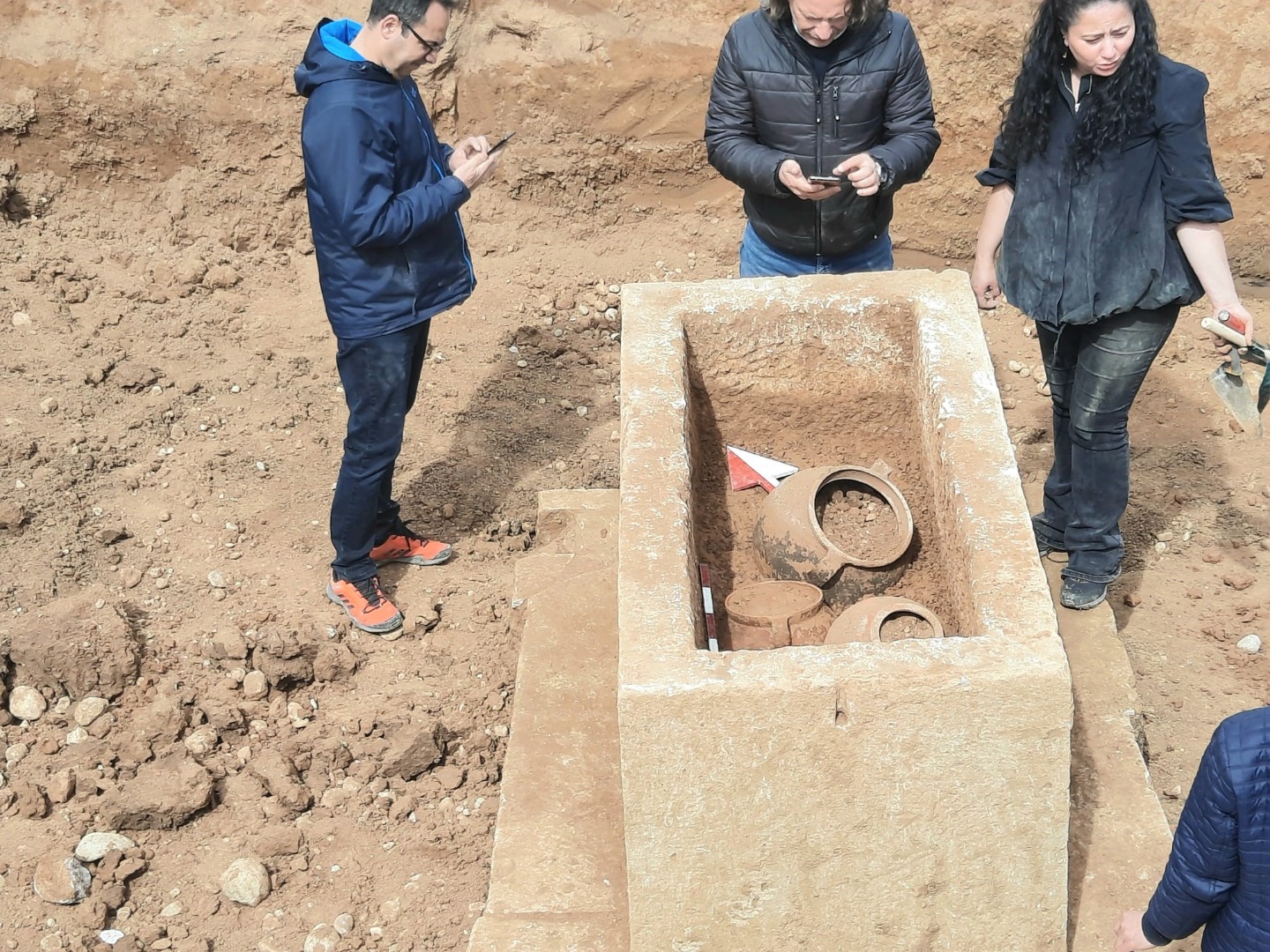 İnşaat temel kazısında bulundu: Gören şoke oldu!