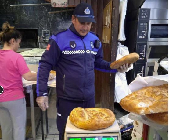 Ortaca’da fırınlarda gramaj denetimi