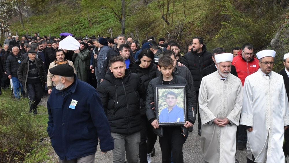 Amasralı madenci 173 gün sonra yaşam mücadelesini kaybetti 