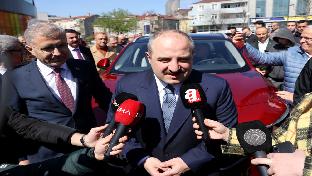 Sanayi ve Teknoloji Bakanı Varank, İstanbul'da