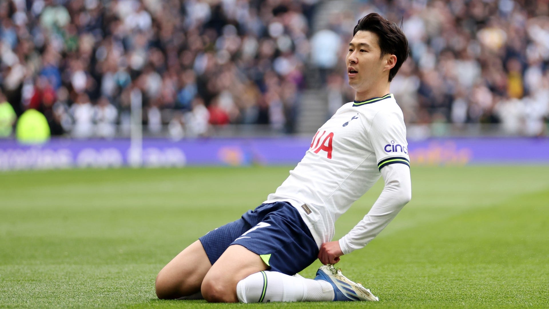 Heung-min Son, Kuzey Londra temsilcisiyle tarihe geçti