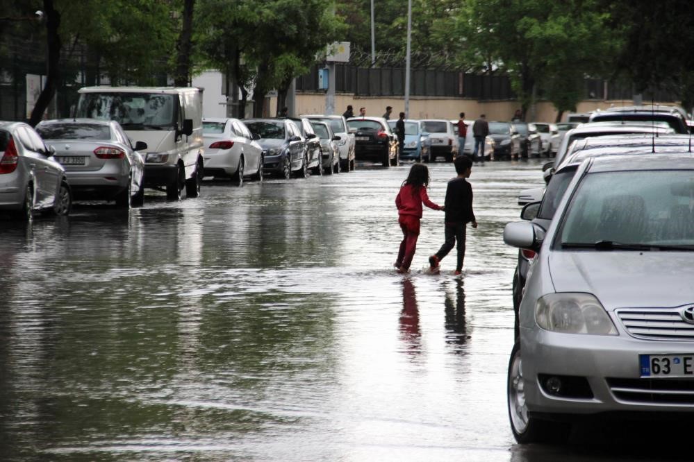 Meteoroloji’den o ile uyarı: Yarın sağanak yağış geliyor!