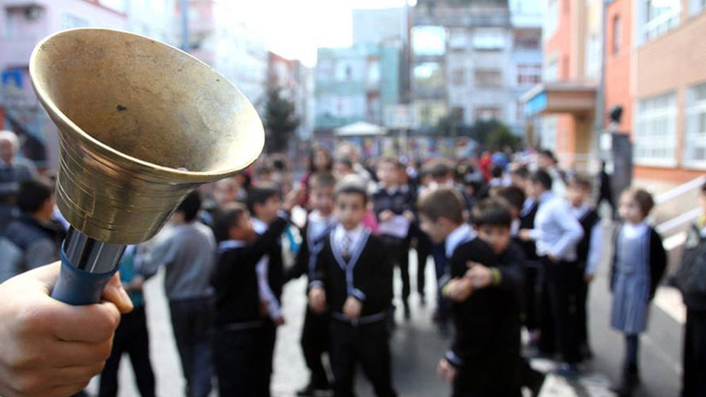 Okullarda ikinci ara tatil öncesi son ders zili yarın çalacak