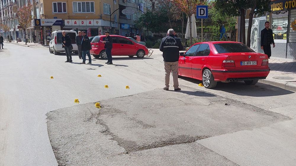 Samsun'da yürürken silahlı saldırıya uğrayan kişi yaralandı