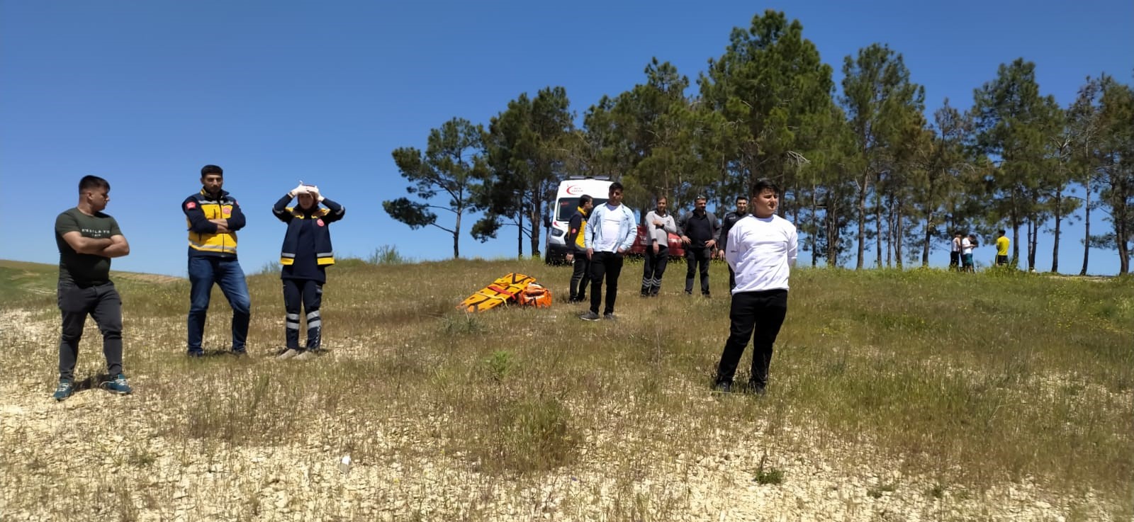 Şanlıurfa'da piknikte baraj göletine giren çocuk kayboldu