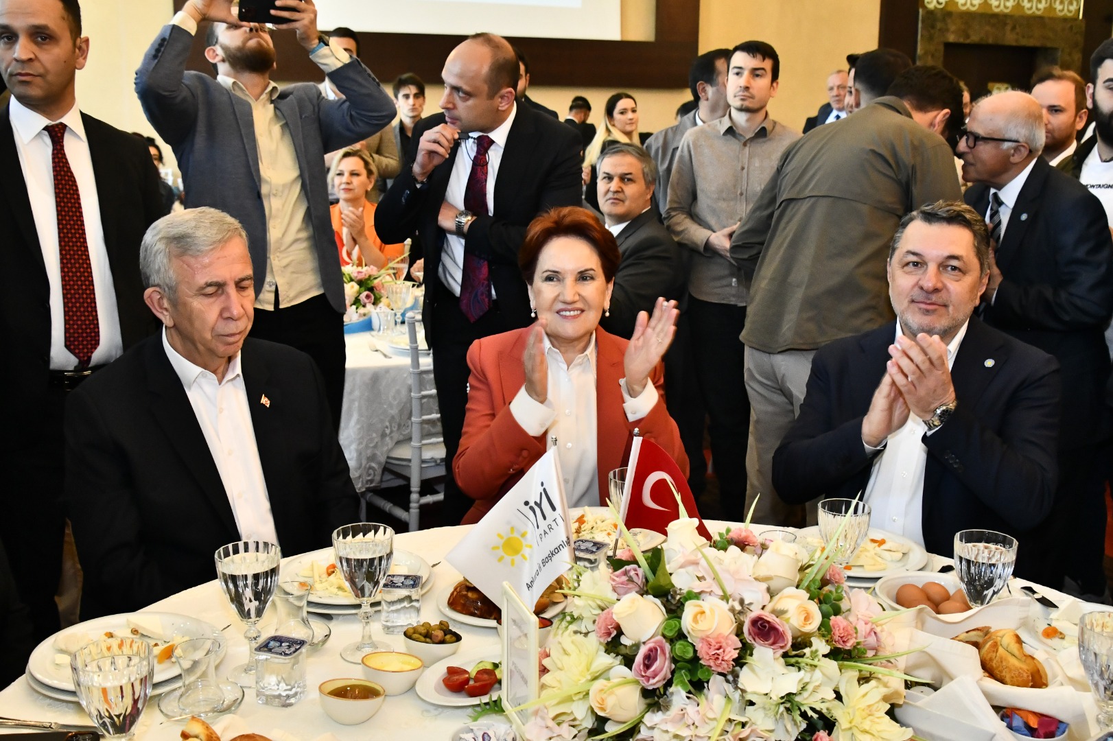 Akşener: Ben başbakan olmayı hedef seçtim