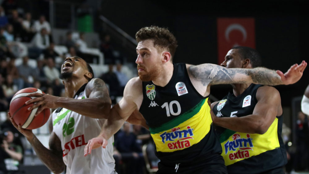 Frutti Extra Bursaspor, Manisa'yı 87-82 ile geçti