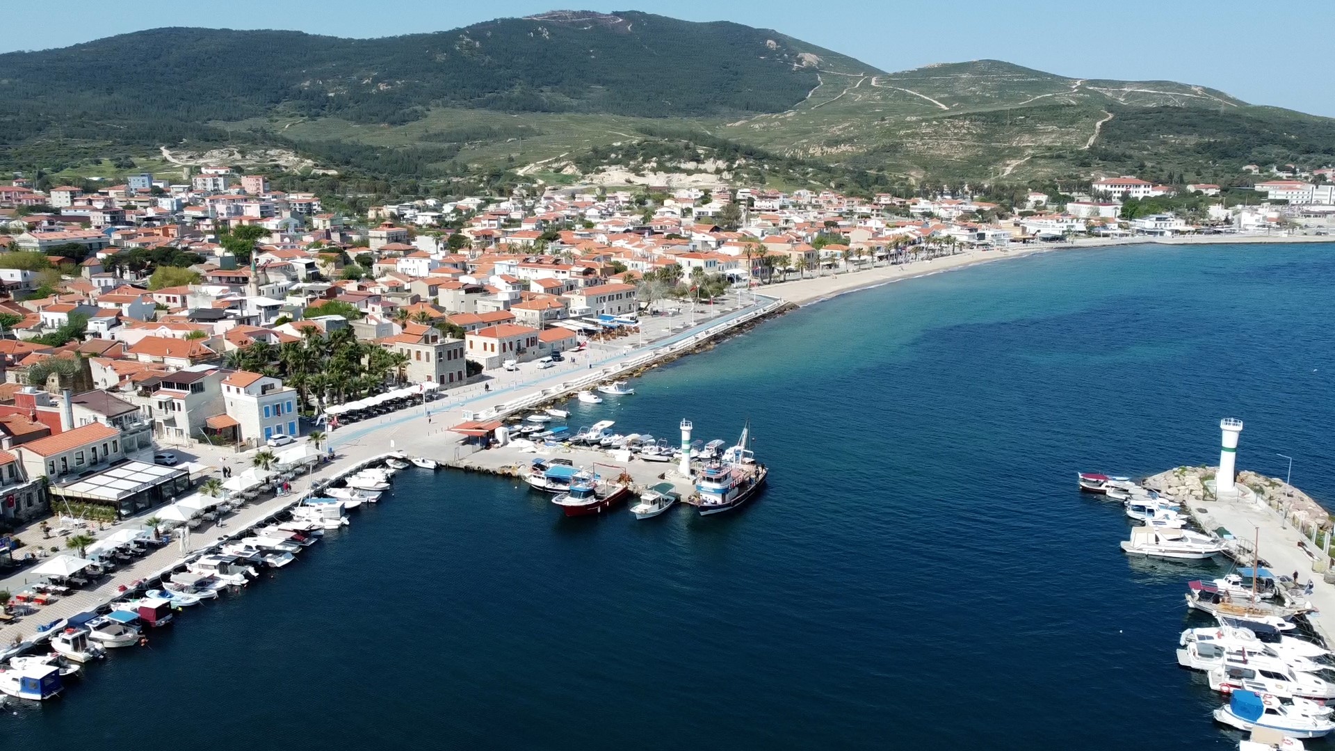 Foça'da bayram hareketliliği: Talepler patladı!