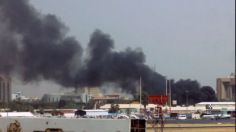 Japonya, Sudan'daki vatandaşlarını tahliye etti