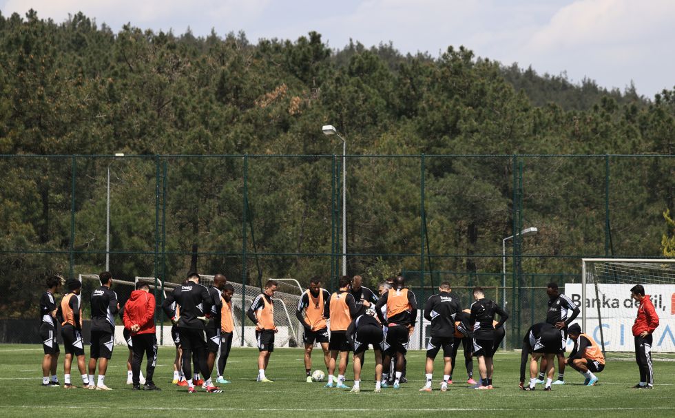 Beşiktaş'ta derbi mesaisi başladı