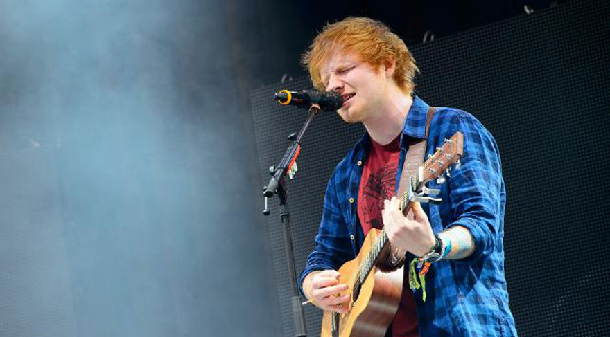 Ed Sheeran, U2’nun dünya turnesi rekorunu kırdı