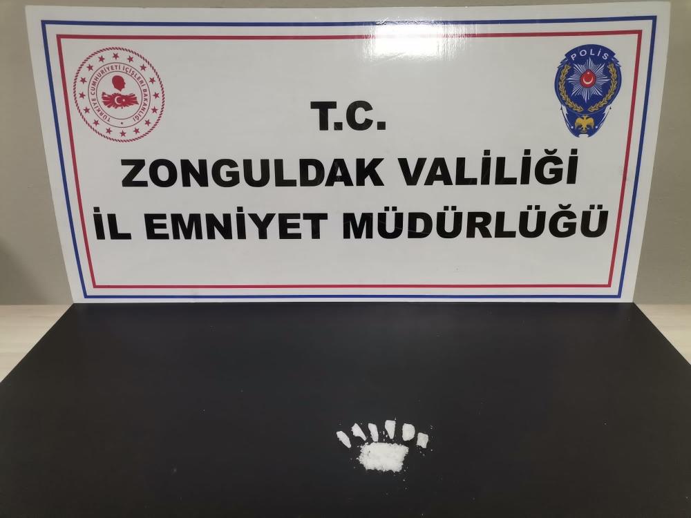 Zonguldak'ta uyuşturucu operasyonu: 2 gözaltı