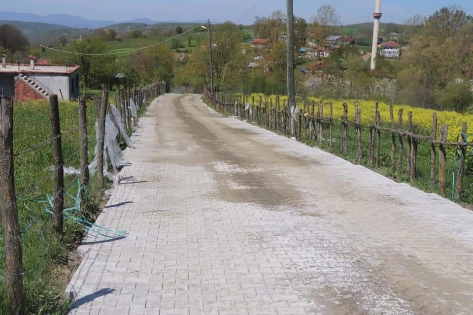 Samsun ilçesinde yol yenileme çalışması