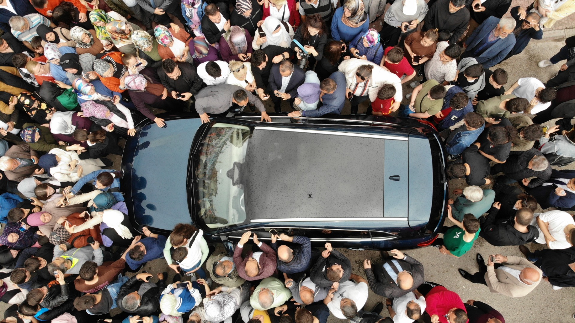 Niksar’a gelen Toog’a vatandaşlardan yoğun ilgi