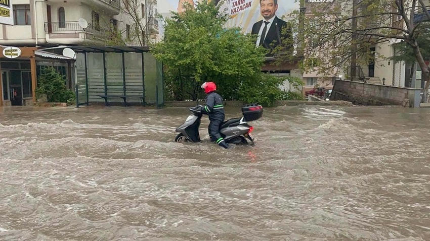 Bu ilimizi dolu ve sağanak vurdu!