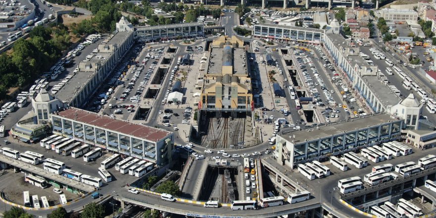 Esenler Otogarı'nın otoparkı resmen İSPARK'a devredildi