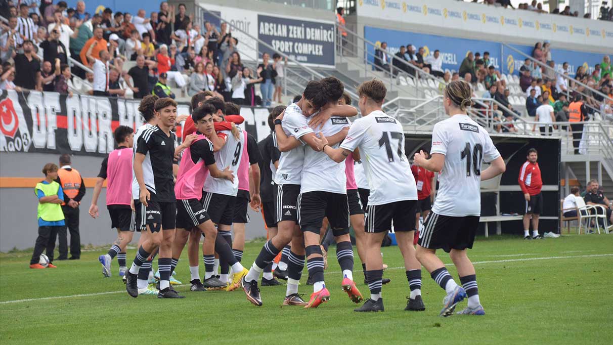 U16 Gelişim Ligi şampiyonu Beşiktaş!