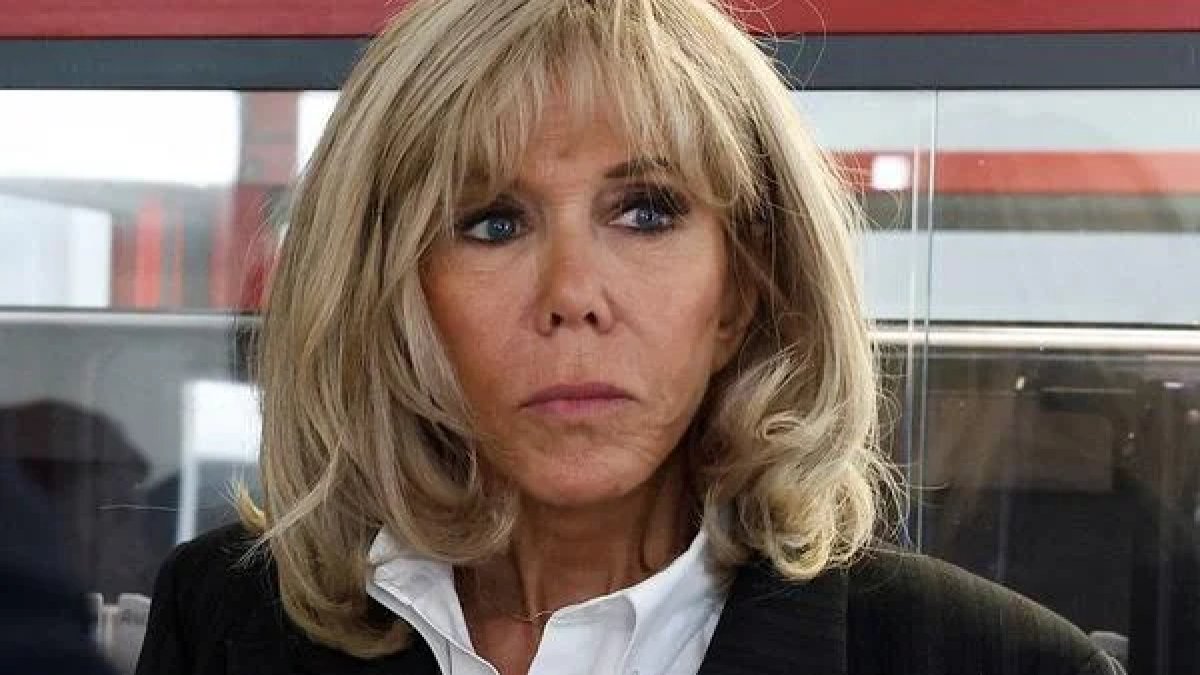 Fransa First Lady'si Brigitte Macron'un akrabası darp edildi