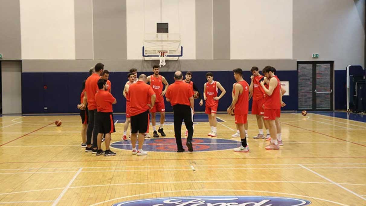 Genç 12 Dev Adamlar, Dünya ve Avrupa şampiyonalarına hazırlanıyor