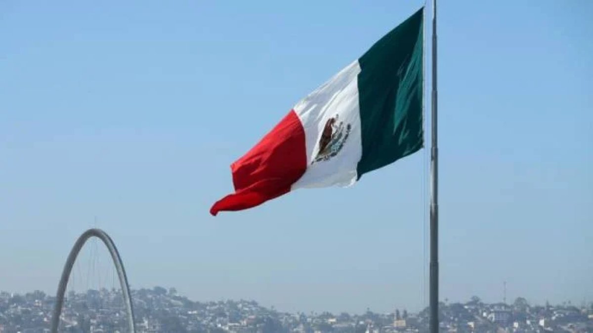 Meksika'da silahlı saldırı! 10 kişi yaşamını yitirdi!