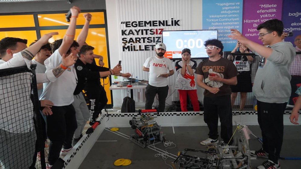 Atakum'da “VEX IQ Robot Yarışması”