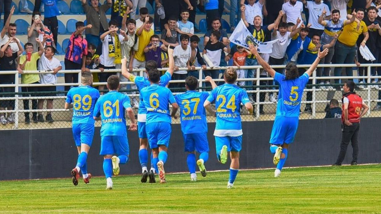 Bucaspor 1928’in gollerine 3 oyuncu damga vurdu