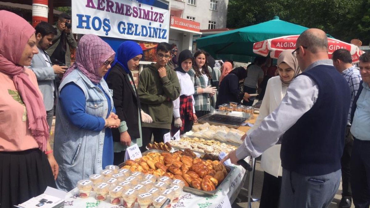 Sinop'ta depremzede çocuklar için hayır etkinliği