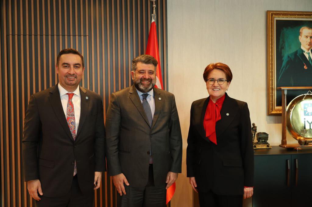 İYİ Parti'de şok istifa!