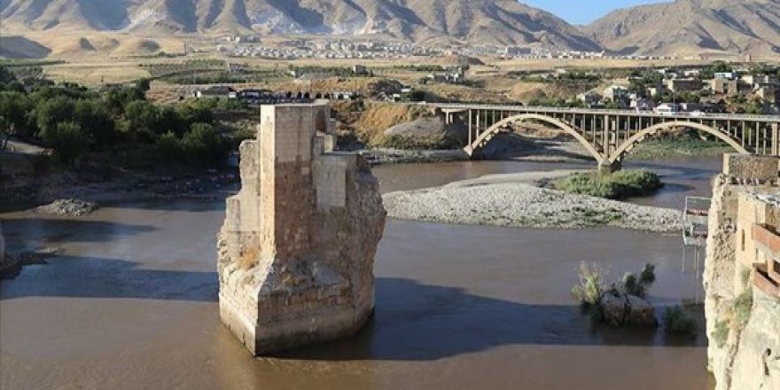 Tarihi Hasankeyf'in iki yakası birleşti