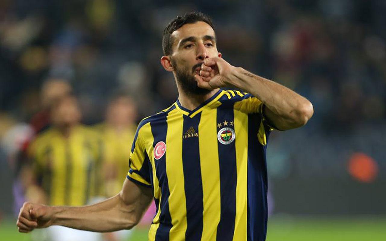 Galatasaray Mehmet Topal'la masaya oturuyor