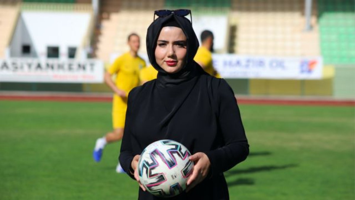 Fransa'da kadın futbolculara başörtü yasağı onandı