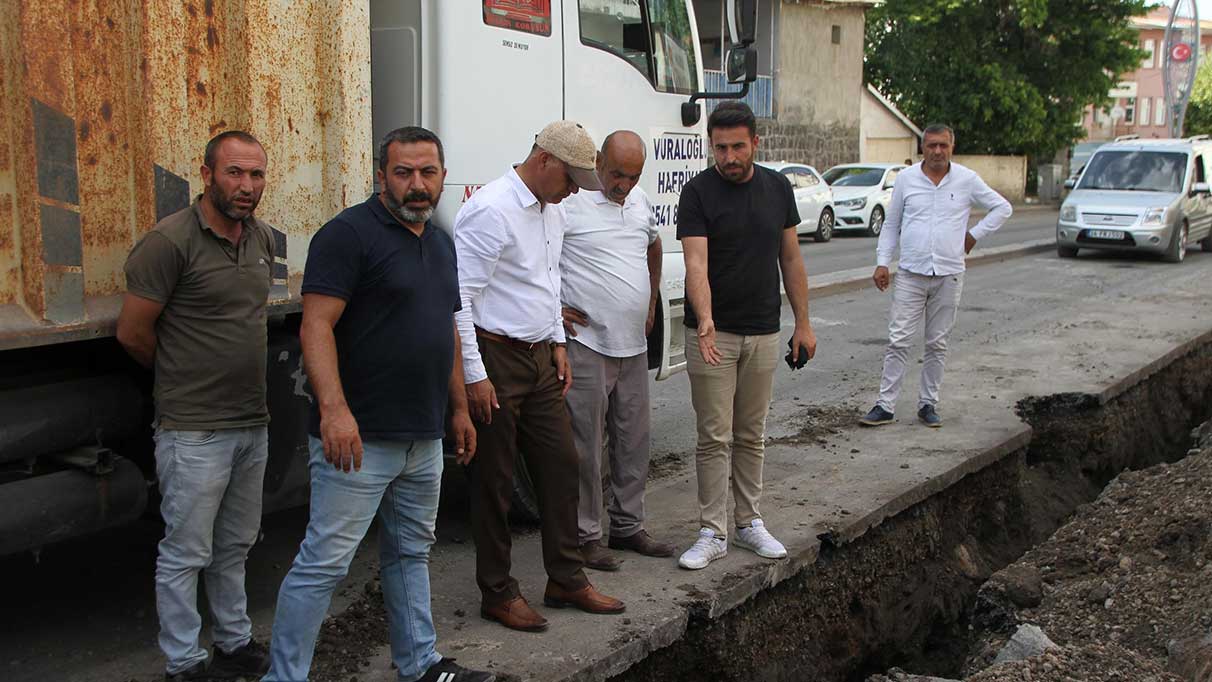 Malazgirt'te doğalgaz çalışmalarına devam ediyor