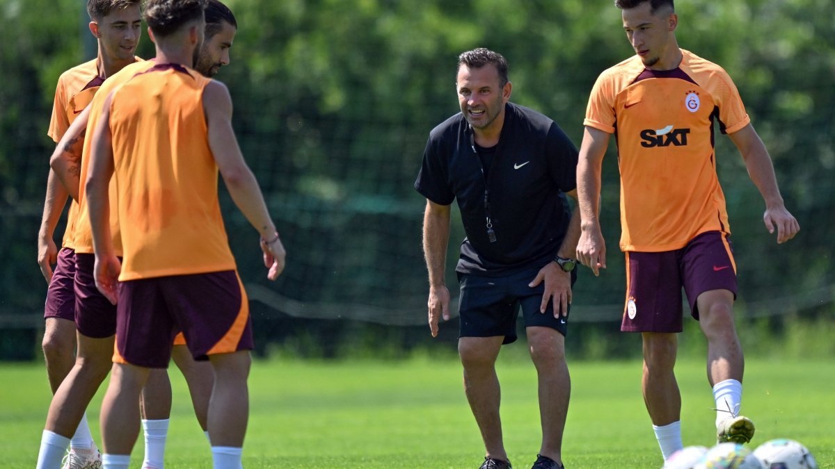 Okan Buruk: "Hepimiz Icardi'yi bekliyoruz"