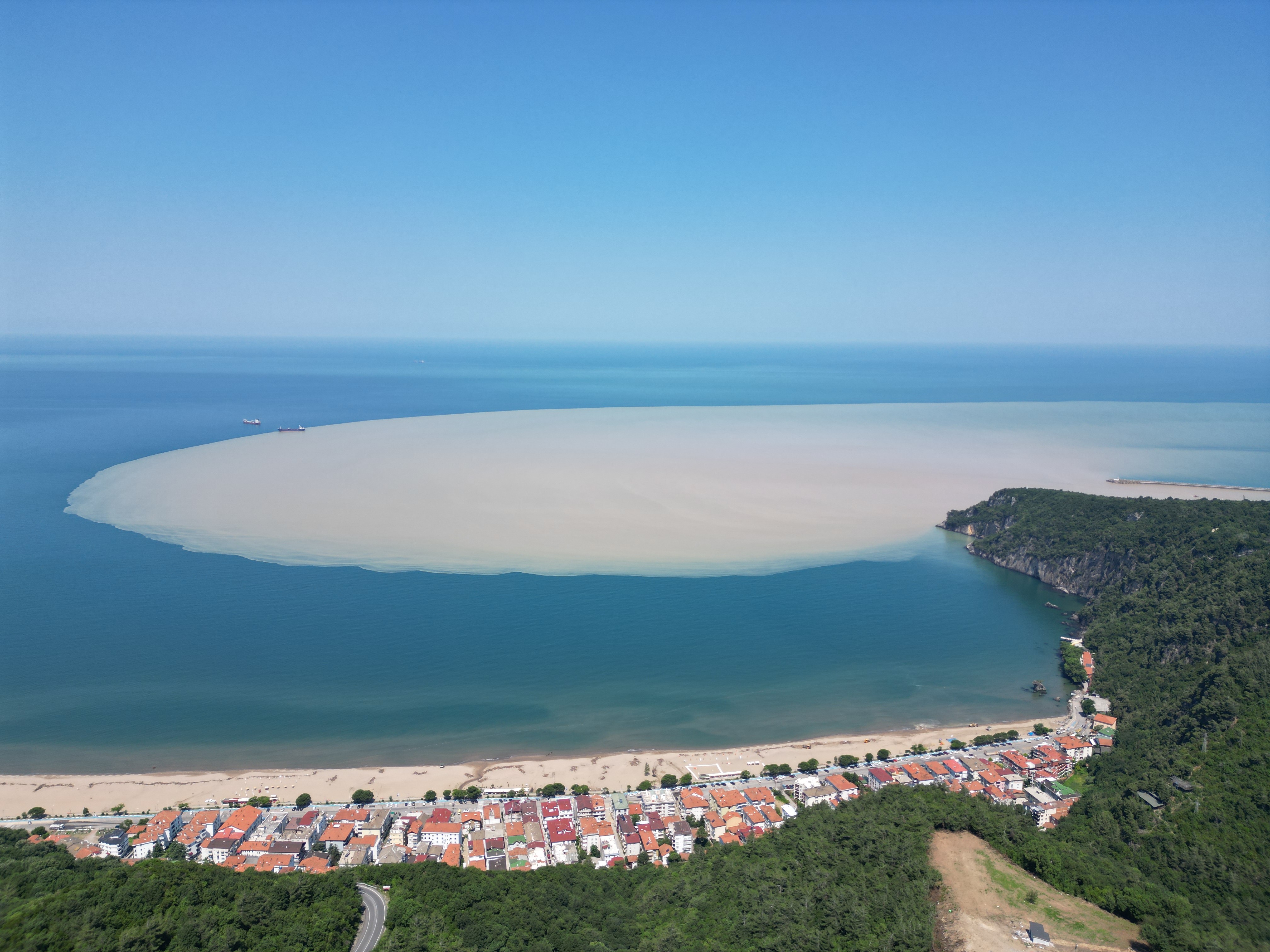 Bartın’da korkutan manzara: Denizin rengi değişti!