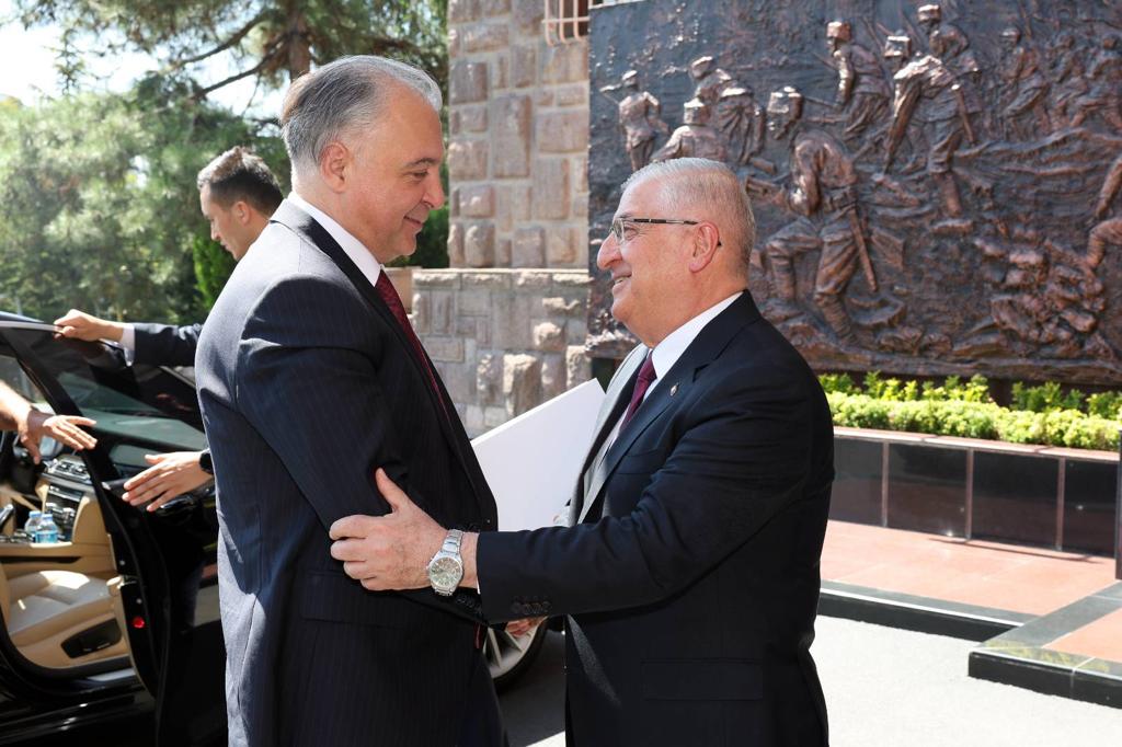 Milli Savunma Bakanı Güler, Ahadov ile görüştü