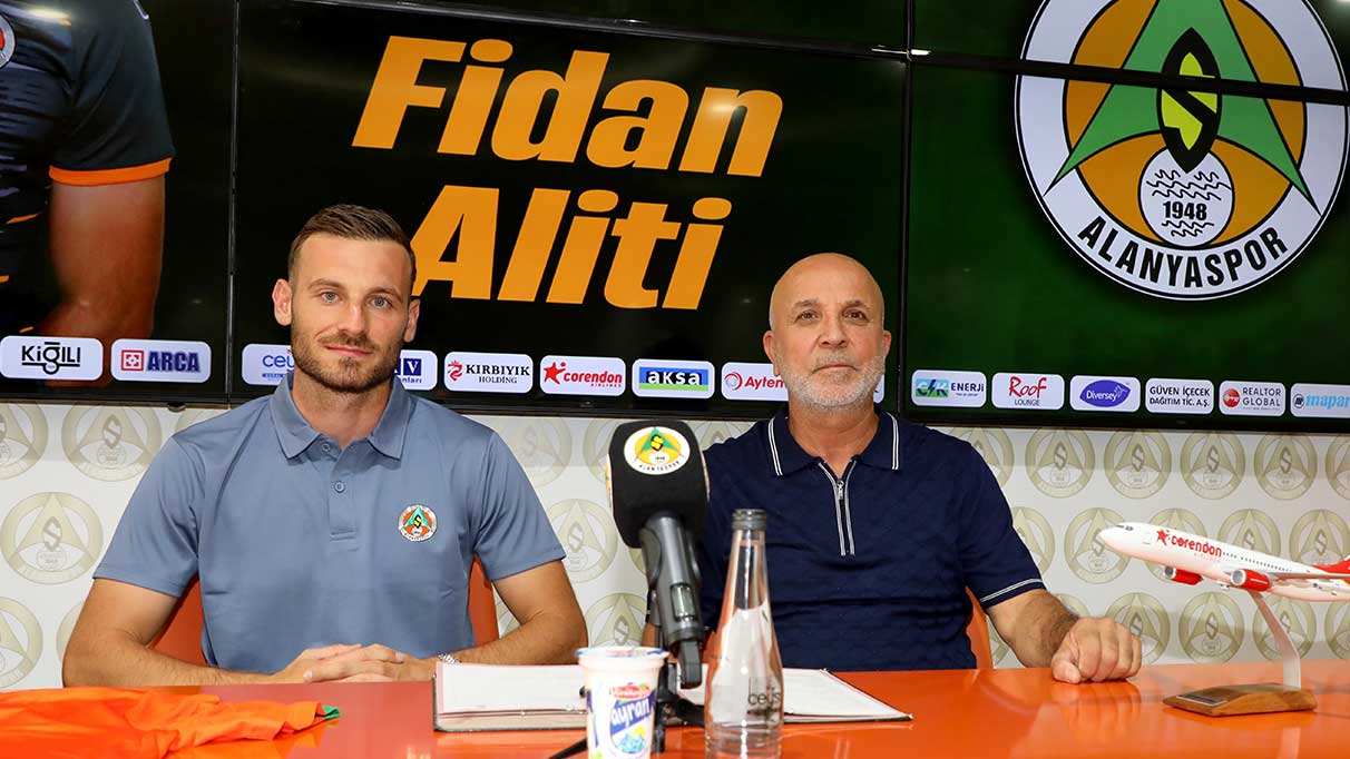Alanyaspor, Fidan Aliti ile sözleşme imzaladı