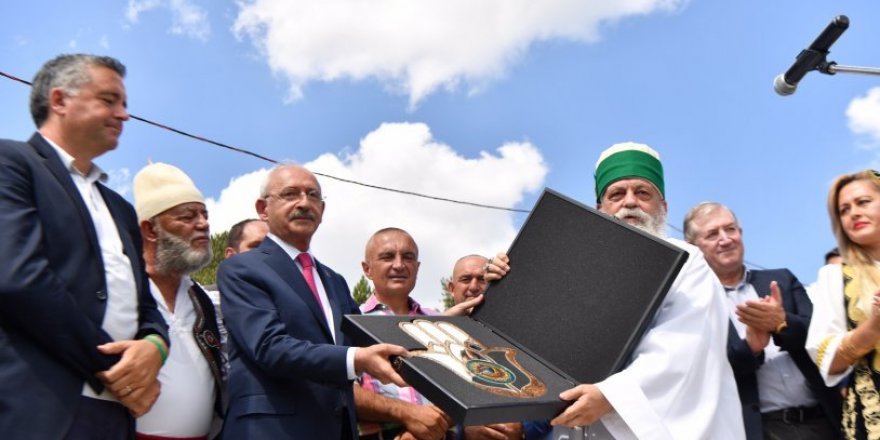 Kemal Kılıçdaroğlu'nun ziyaret ettiği Baba Mondi kimdir?