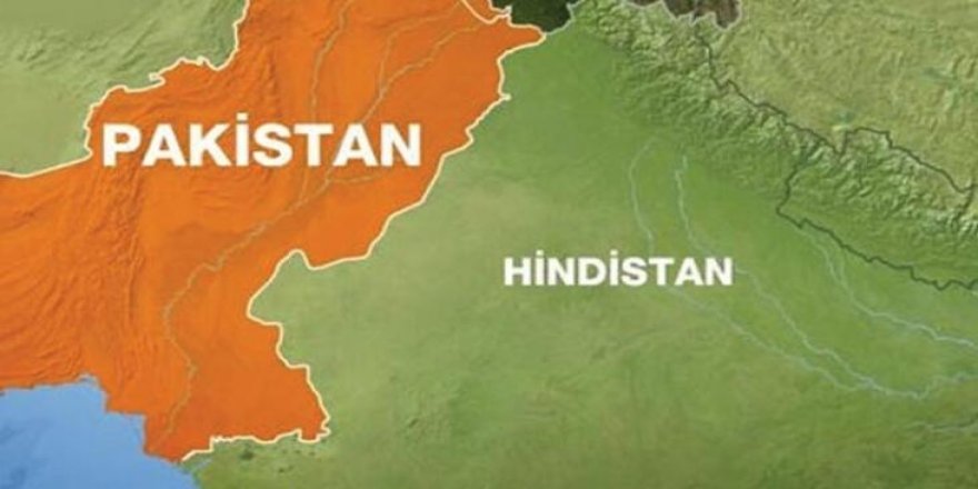 Pakistan: "Hindistan Keşmir'de ateşle oynuyor"